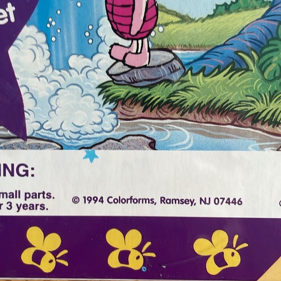 Vintage Winnie the Pooh Colorforms Play Set - still in plastic wrap - Picture 2 of 2